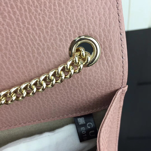 グッチバッグ角部分ディテール